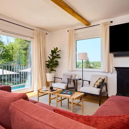 Vila River By Wh By Guide