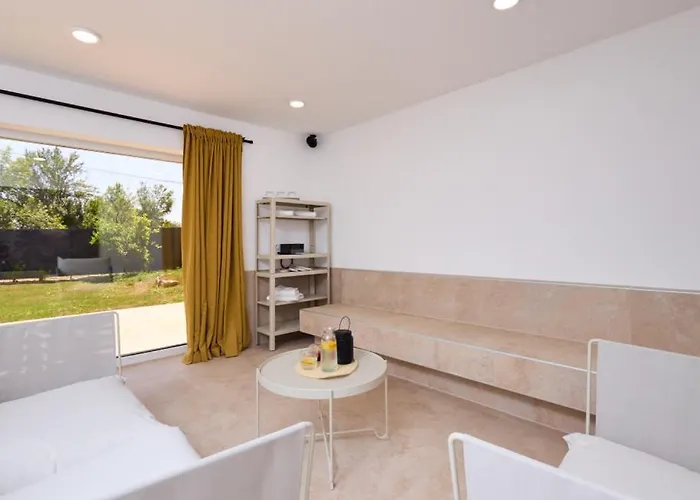 River By Wh By Guide * Lipa (Karlovac)