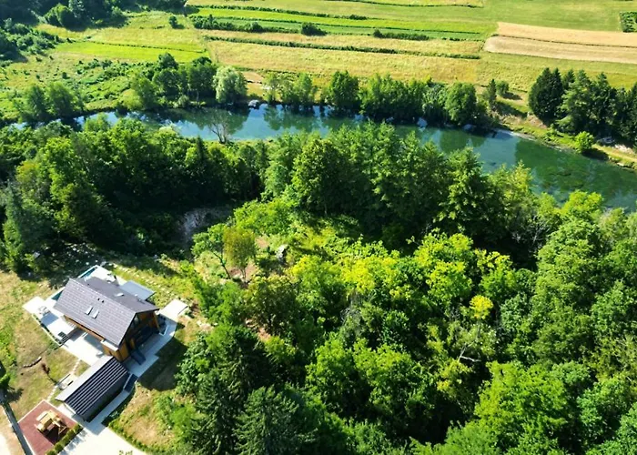 Vila River By Wh By Guide