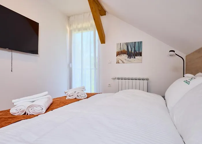 Vila River By Wh By Guide Lipa (Karlovac)